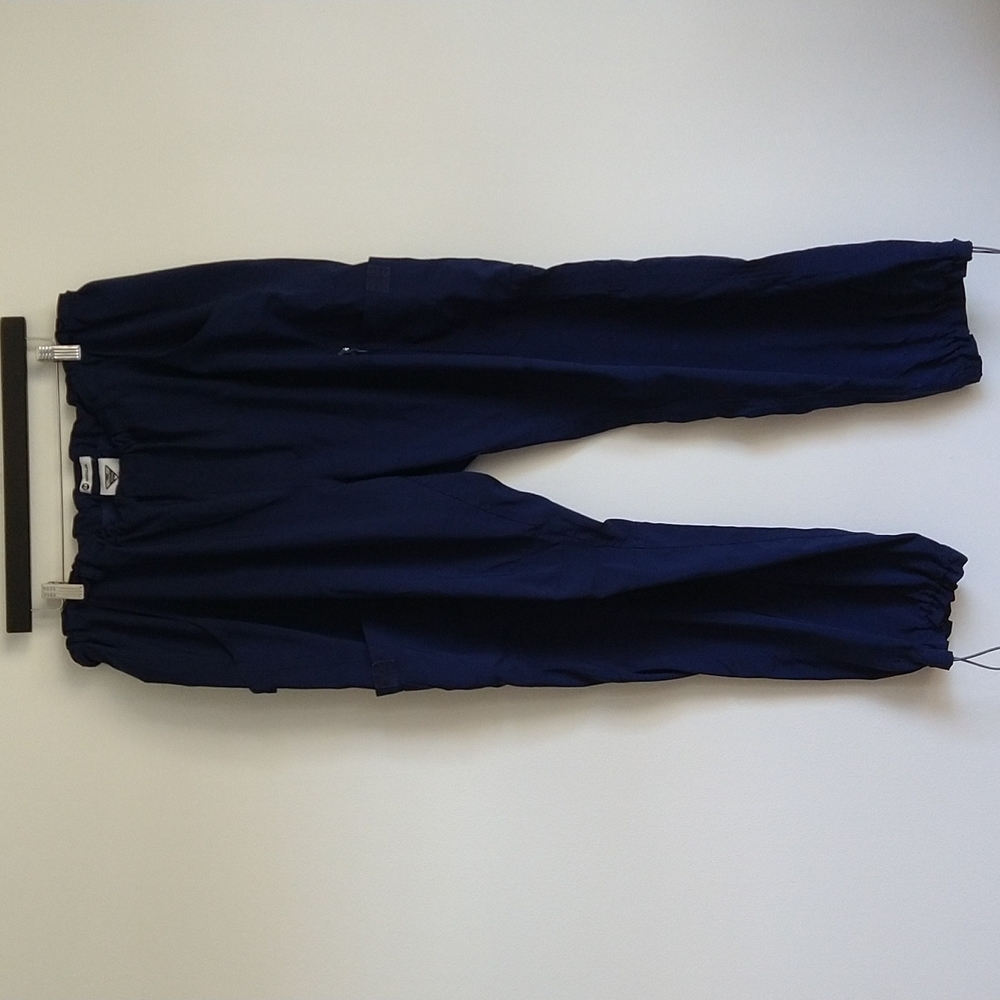 Koi Tech navy elastic waist pants front back and side pockets draw string…